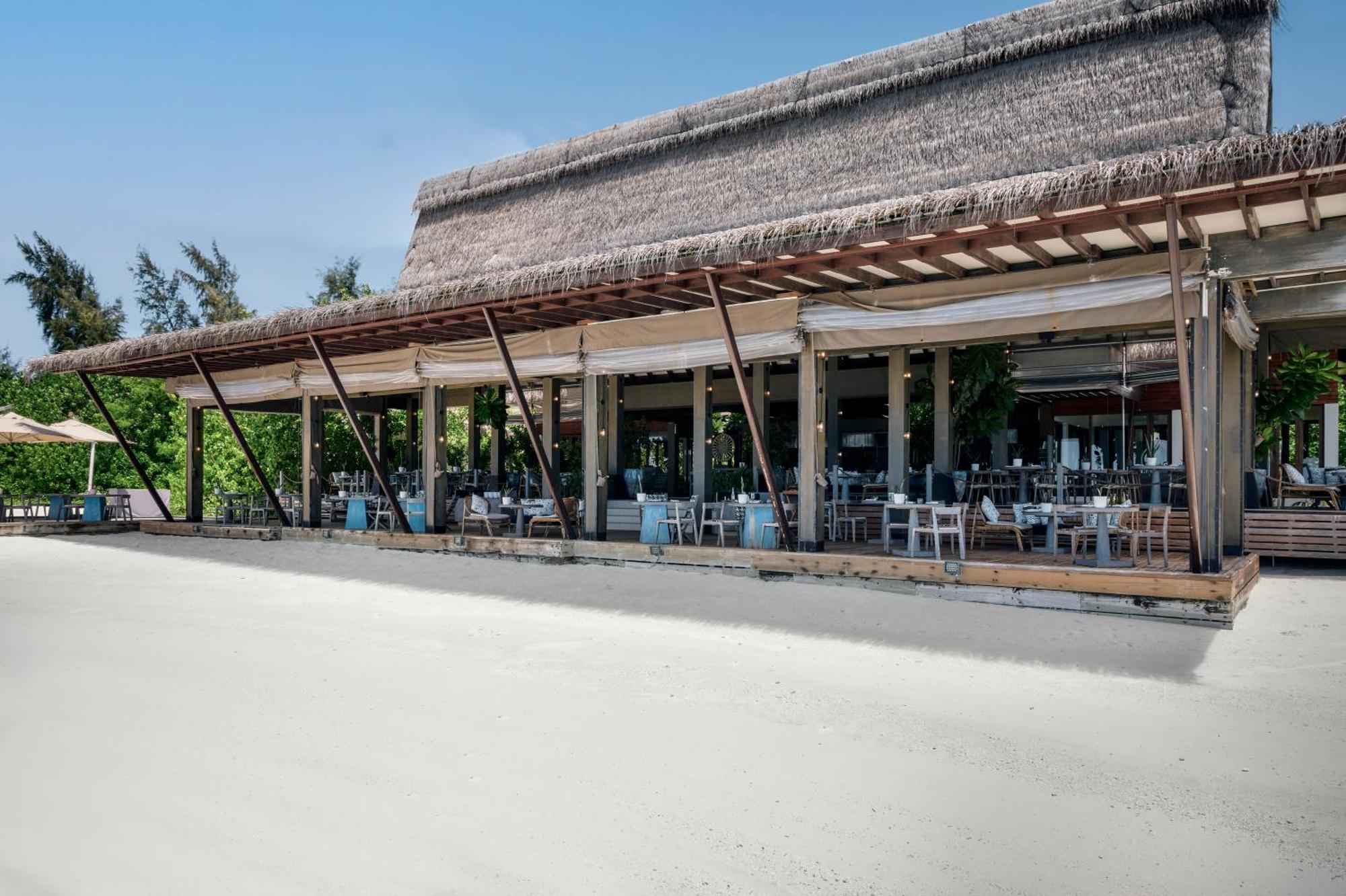 Ośrodek wypoczynkowy Grand Park Kodhipparu Maldives 5*
